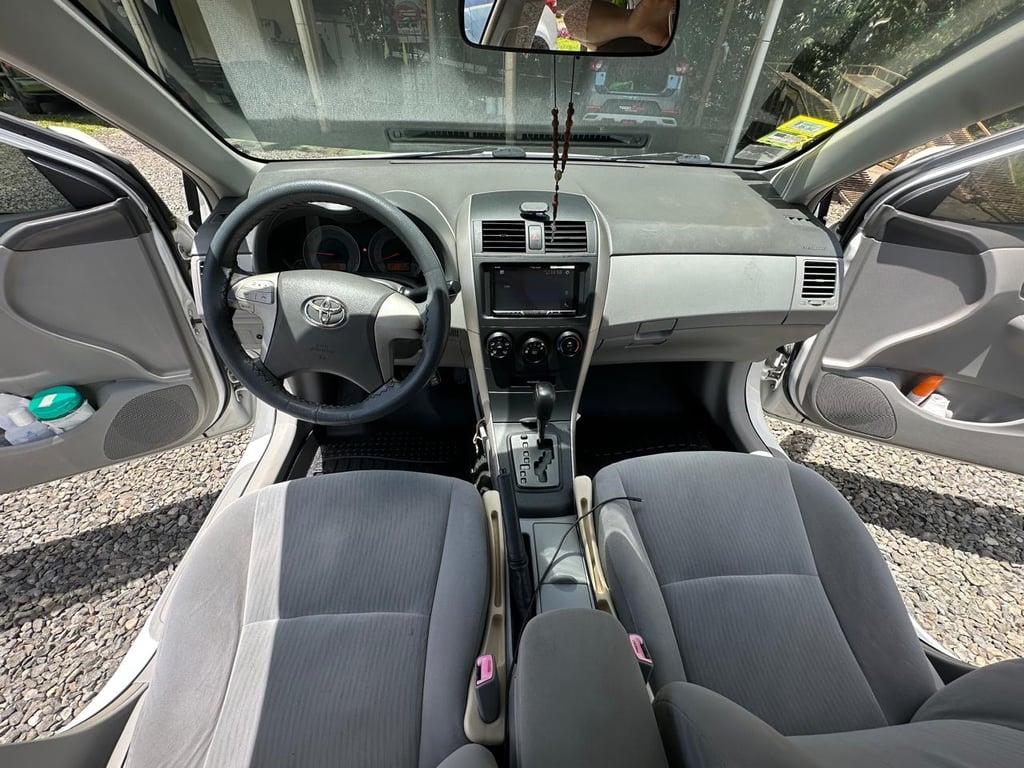 2010 Toyota Altezza - foto 4