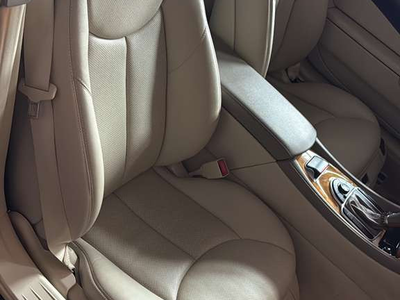 Mercedes-Benz Kingsville