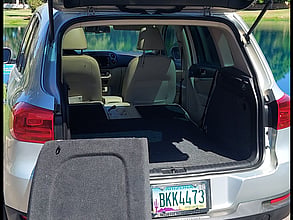 2012 VOLKSWAGEN Tiguan