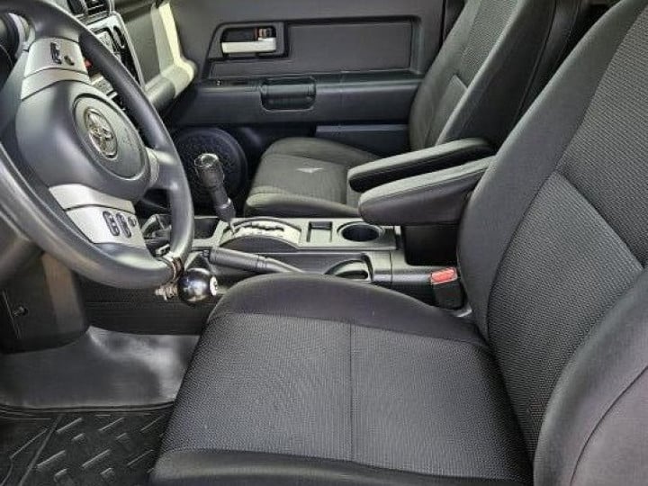 Toyota FJ Cruiser 2013