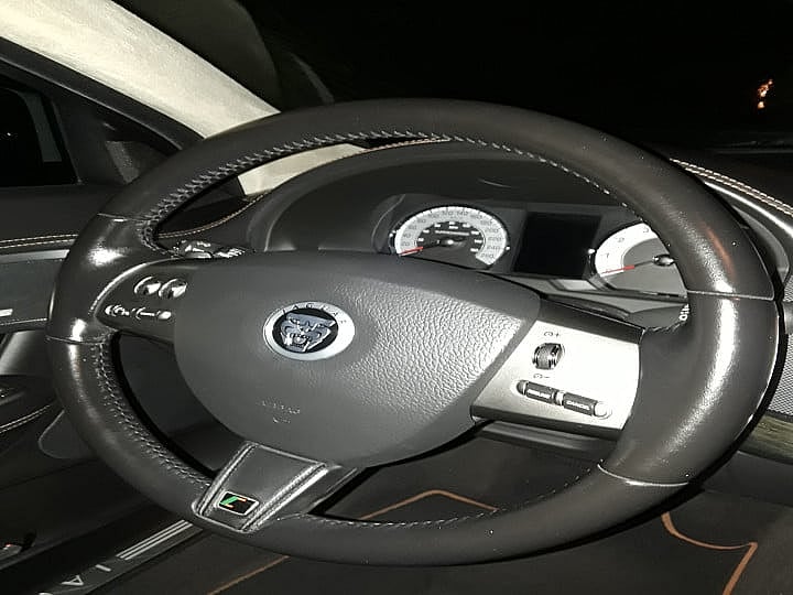 2010 Jaguar XF