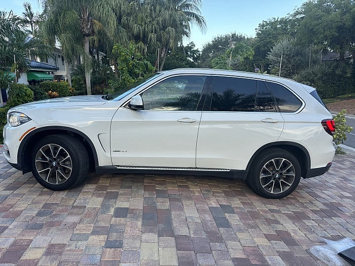 2018 BMW