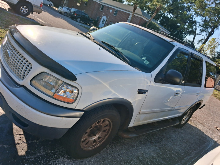 Ford Expedition 2000
