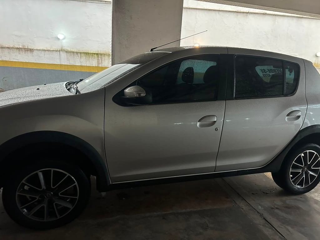 2021 Renault 21