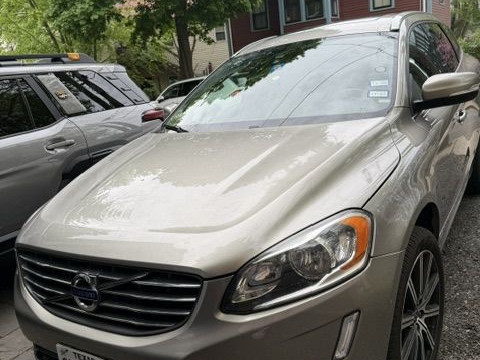 2015 VOLVO XC60