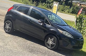 2013 FORD Fiesta