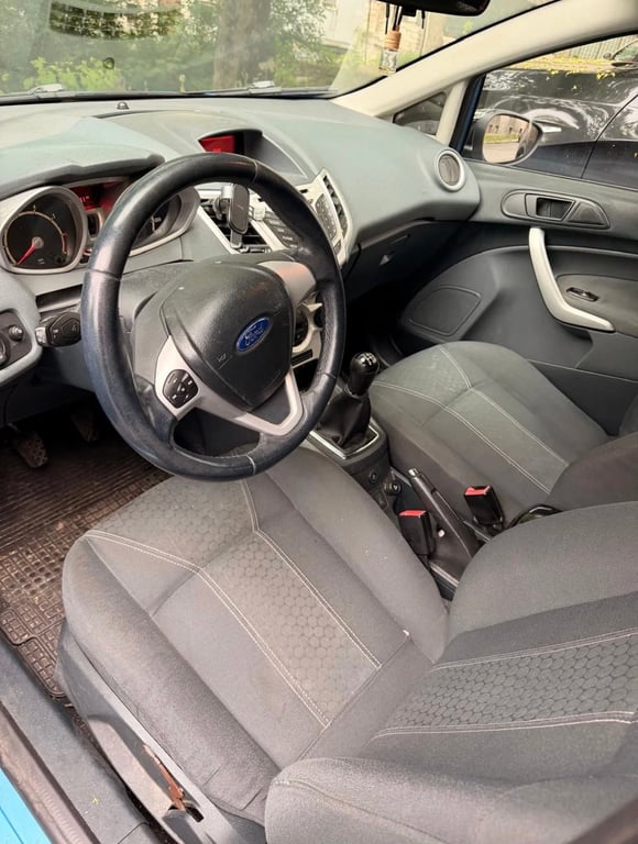 2009 Ford Fiesta