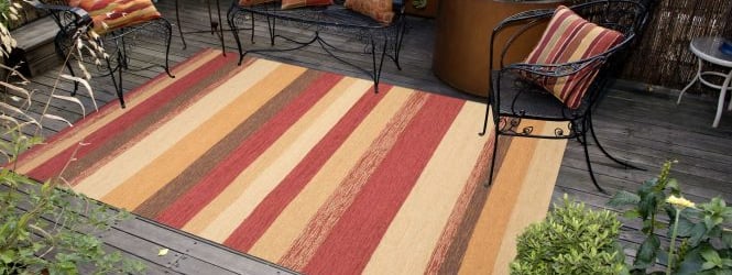 Transform Your Deck Into an Oasis: Top 5 Outdoor Rugs for Decks