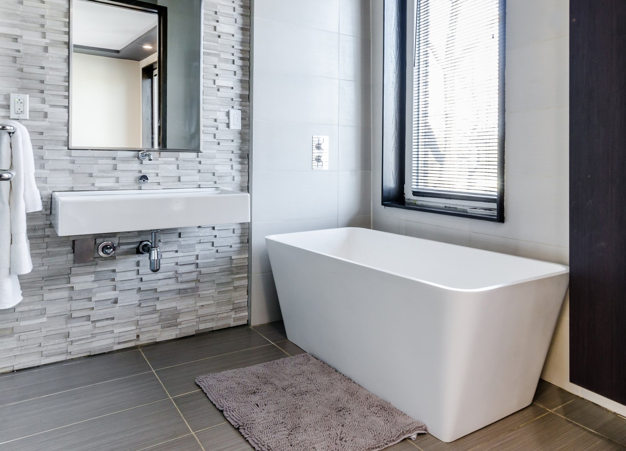 How To Wash A Bathroom Rug PlushRugs