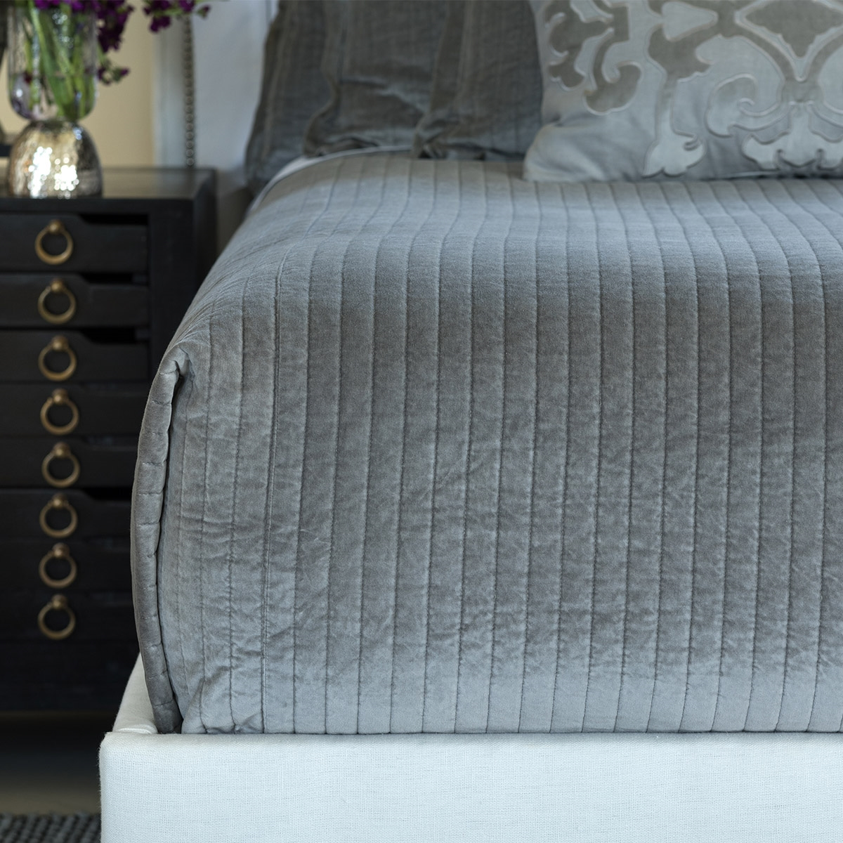 Lili Alessandra Aria Coverlet