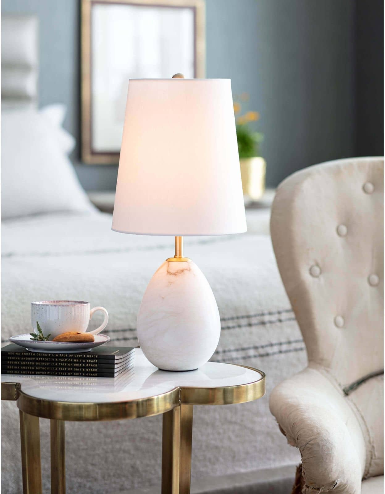 Regina Andrew Jared Alabaster Mini Lamp | Layla Grayce