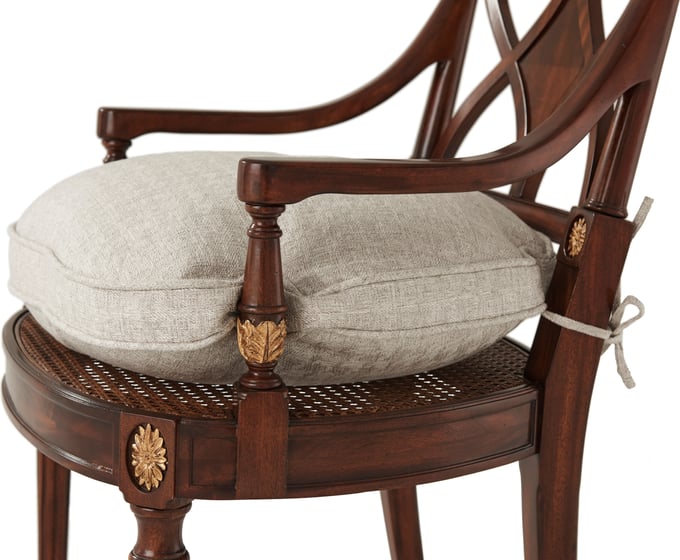 Sheraton's Dainty Chair - Thumbnail 3