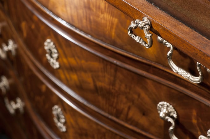 The India Silk Serpentine Chest - Thumbnail 3