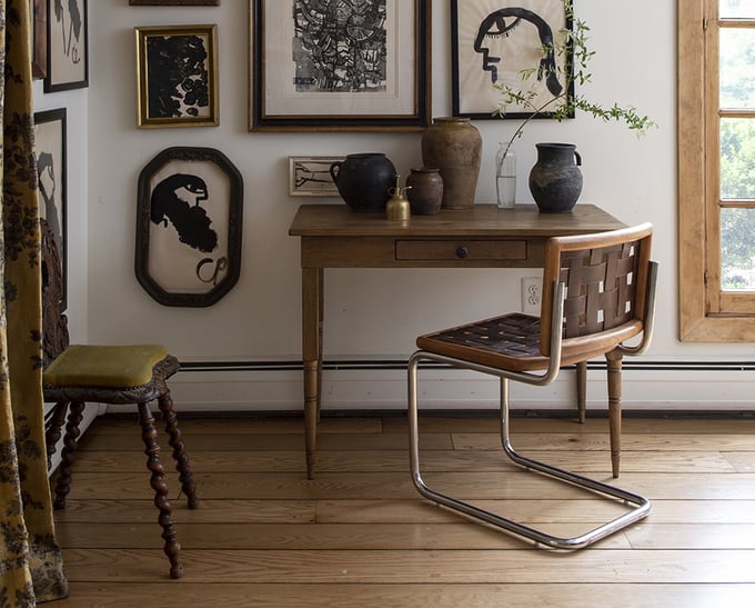 Pencil Desk - Thumbnail 2