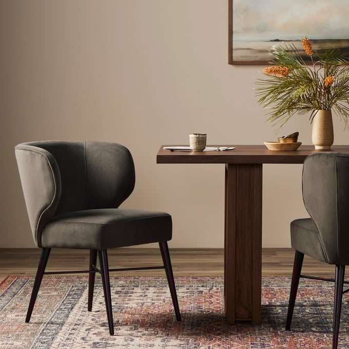 Minotti aston discount dining chair price