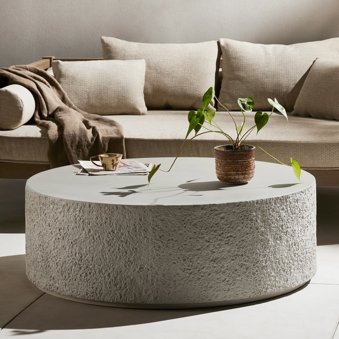 Round concrete online coffee table