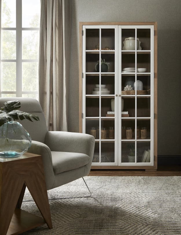 Pulaski Furniture Contemporary 5-Shelf Glass Door Bookcase | Layla