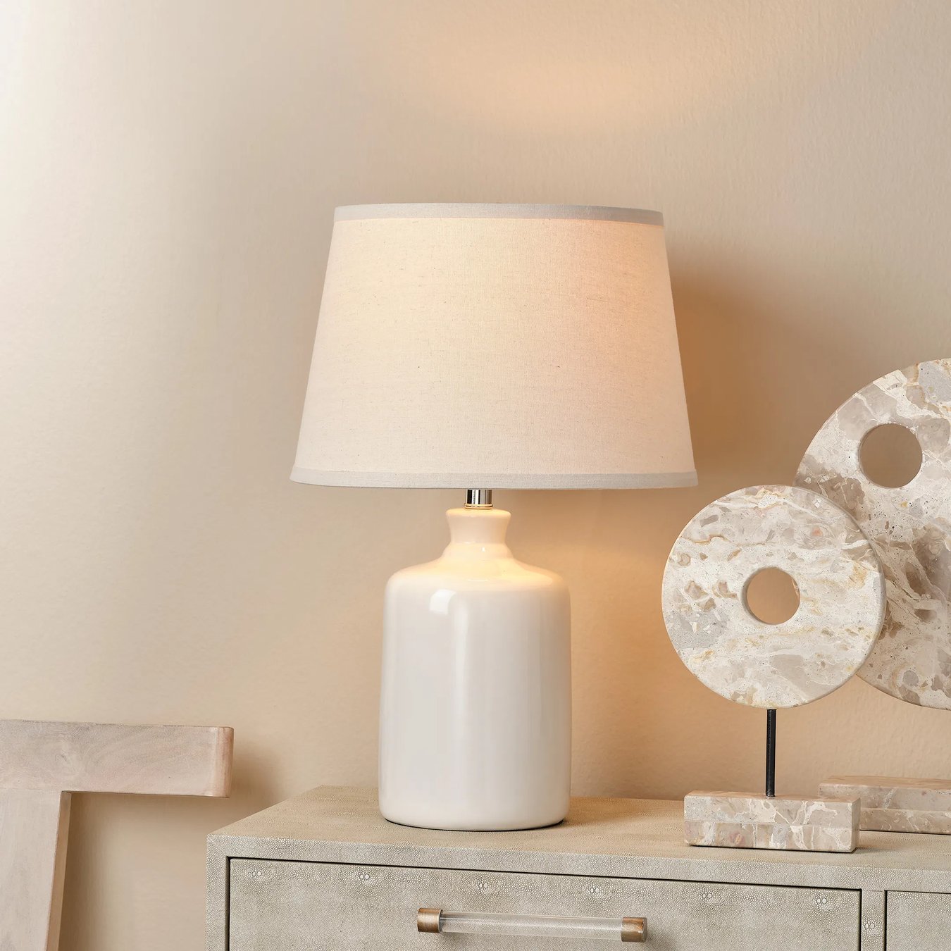 Lifestyle by JY Milk Jug Table Lamp | Layla Grayce