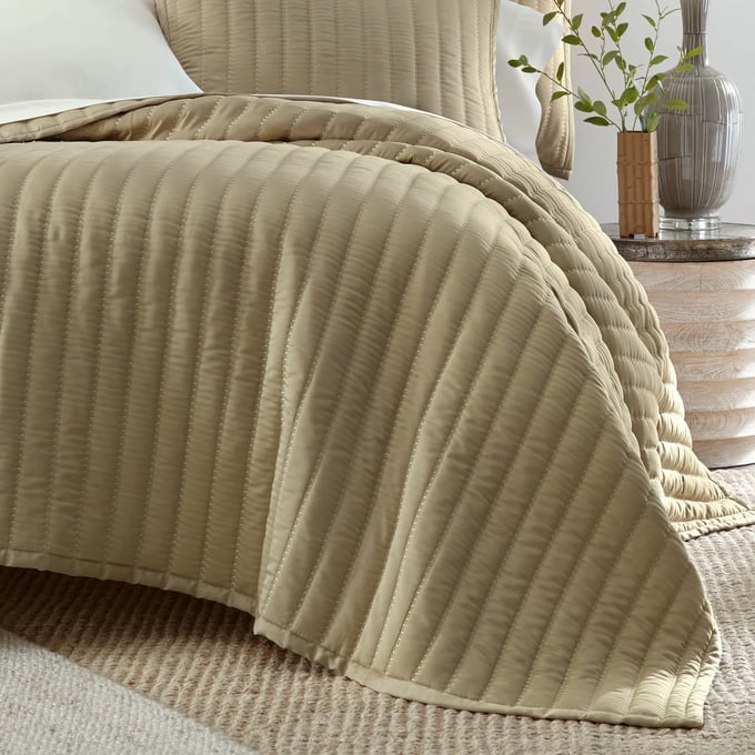 Lili Alessandra Urban Bamboo Coverlet