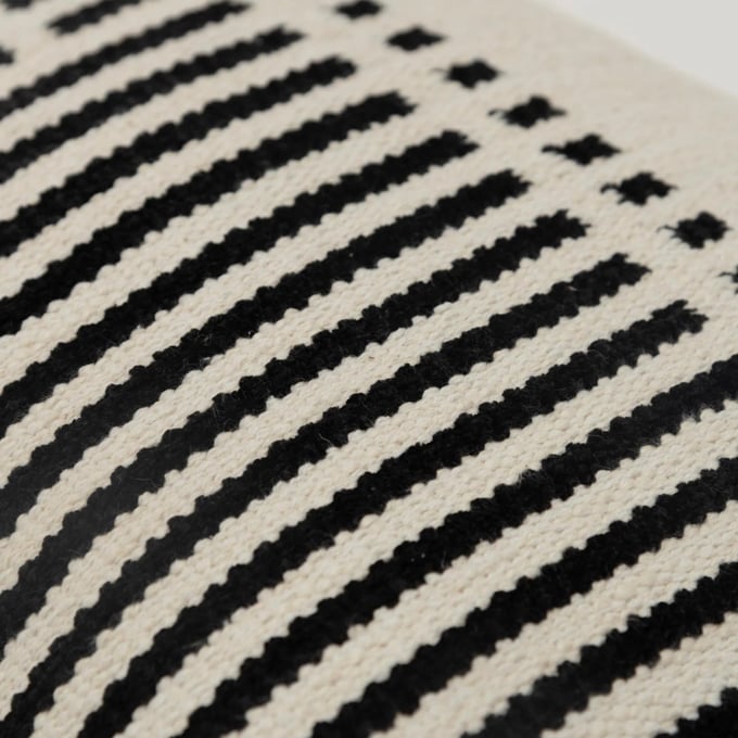 Layla Grayce Essentials Clifton Pillow - Thumbnail 2