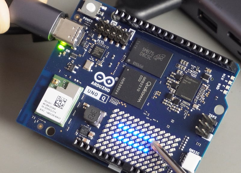Arduino Uno Q Person Detector: Bridge, Bricks, and Real-Time AI - Tech ...
