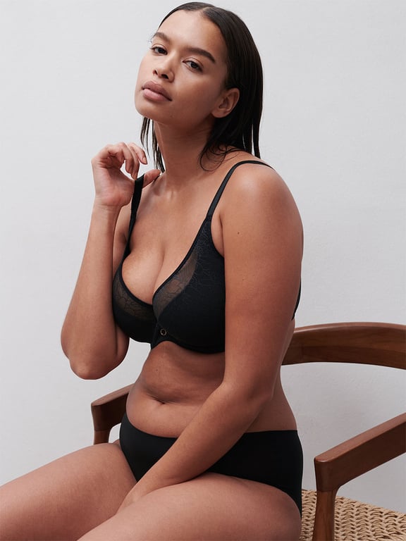 Belle Lightweight Plunge Bra Black - 8