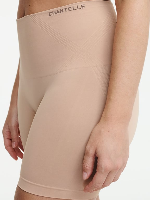 Smooth Comfort High Waist Mid-Thigh Light Shaping Short Clay Nude - 2