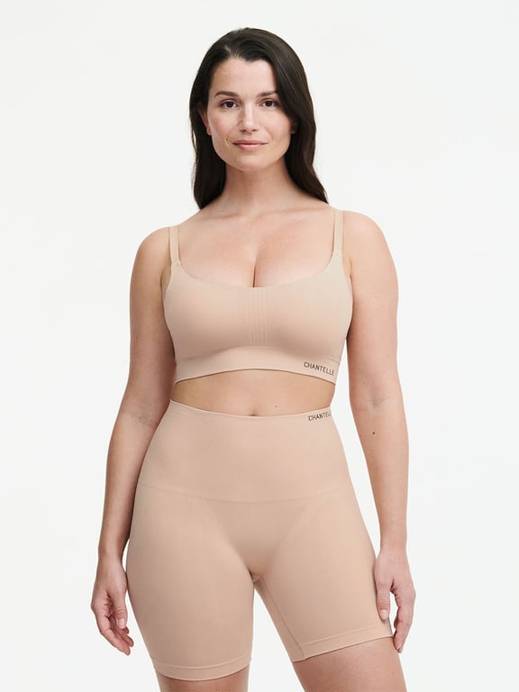 Smooth Comfort High Waist Mid-Thigh Light Shaping Short Clay Nude - 3
