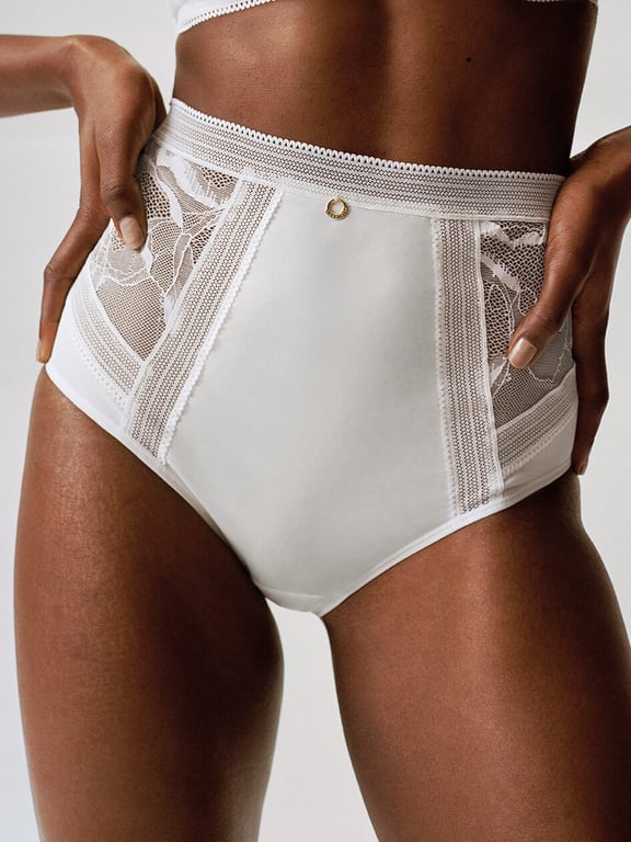 Chantelle | Everyday Fancy - True Lace High Waisted Brief Milk - 1