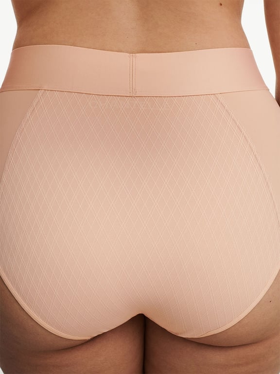 Smooth Lines Light Control Brief Nude Blush - 2