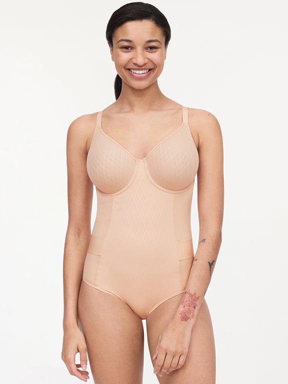 Smooth Lines Shaping Bodysuit Nude Blush - 0