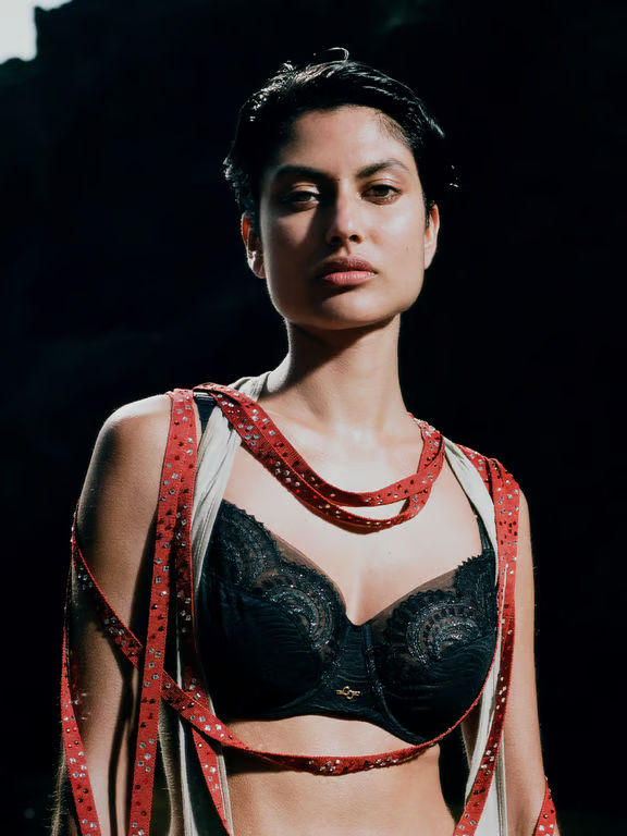 【CHANTELLE】新作ブラ★フルカップ★MYSTIC DREAM Mystic Dream Lace Full Coverage Unlined Bra Black Lurex
