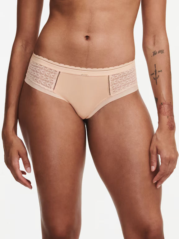 Monogram Hipster Nude Blush - 0