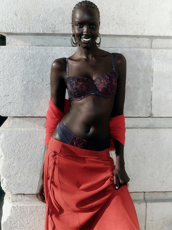 Chantelle | FLEURS SIGNATURE - Fleurs Signature Lace Demi Bra Sailing Blue Lurex - 1