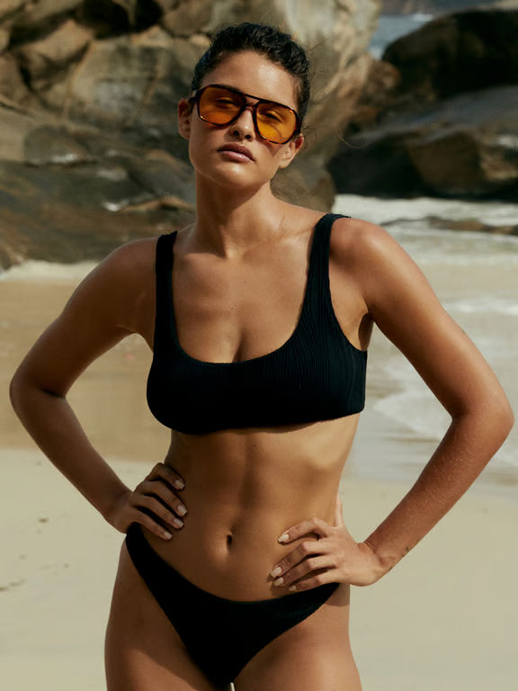 Chantelle PULP Flex Size Wireless Swim Top Black - 0