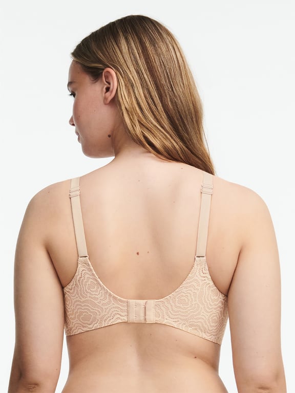 Chantelle Norah Underwired Covering Bra 0NL TALC buy for the best price  CAD$ 109.00 - Canada and U.S. delivery – Bralissimo