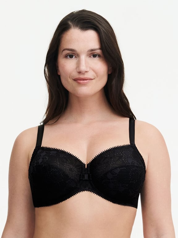 Chantelle C-MAGNIFIQUE FULL BUST WIREFREE BRA in black 38D Size undefined -  $34 - From Emma