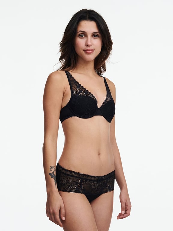 Day to Night Lace Convertible Plunge Bra Black
