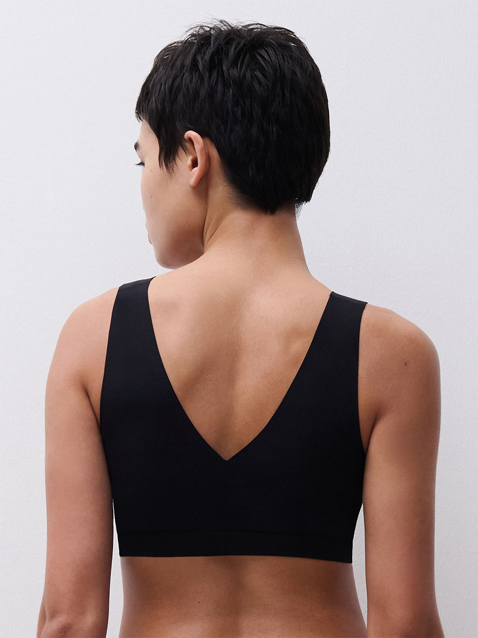Softstretch Padded V-Neck Bra Black