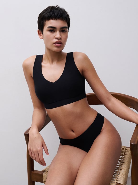 Chantelle | SoftStretch - SoftStretch Padded V-Neck Bra Black - 1