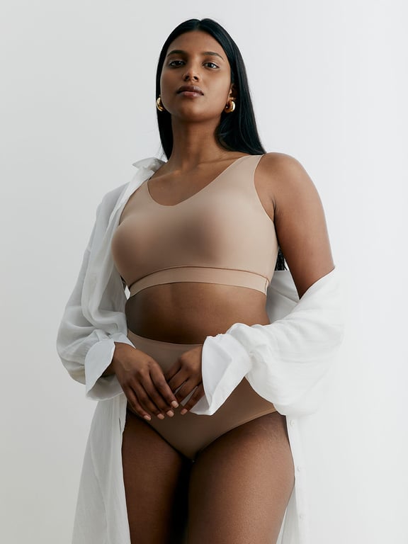 SoftStretch Padded V-Neck Bra Coffee Latte Nude - 5