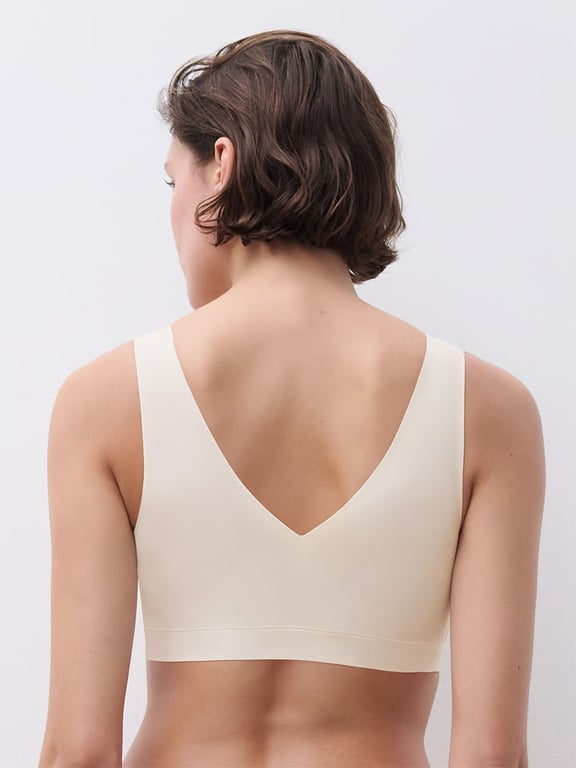 SoftStretch Padded V-Neck Bra Ivory - 3