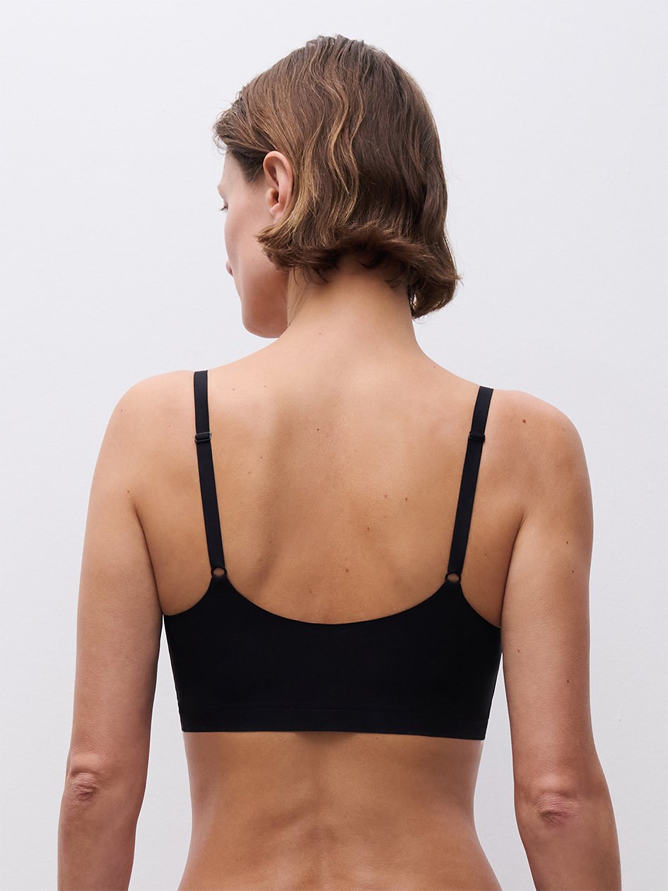 SoftStretch Scoop Padded Bralette Black - 3