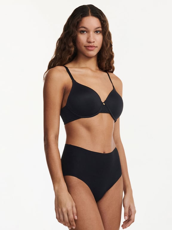 Chantelle Norah Comfort Bra Black – Victoria's Attic