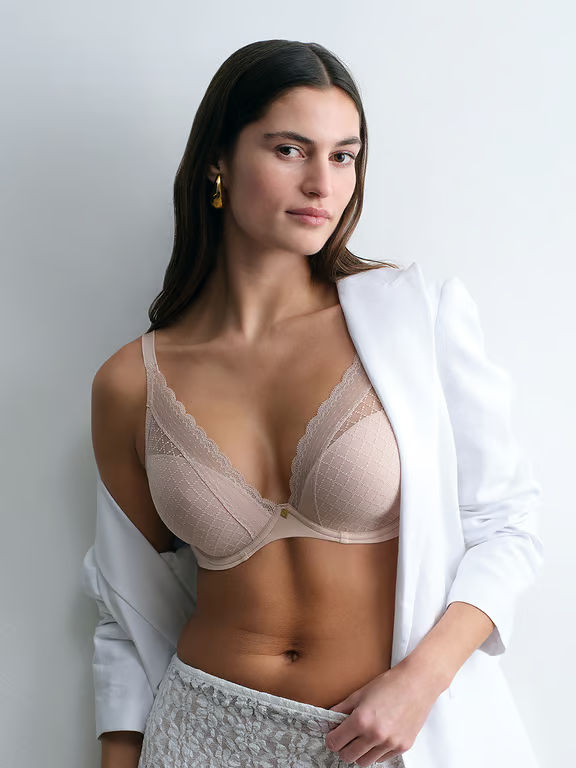 Chantelle | Norah Chic - Norah Chic Plunge T-Shirt Bra Nude Rose - 1