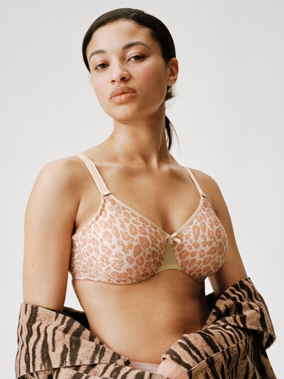 Chantelle | C Magnifique - C Magnifique Seamless Unlined Minimizer Natural Leopard - 1