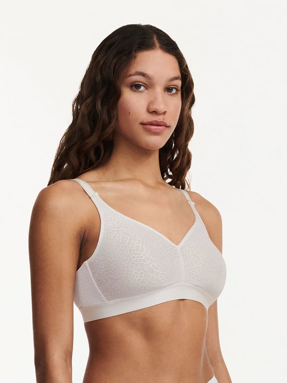 C Magnifique Full Bust Wirefree Bra Ivory