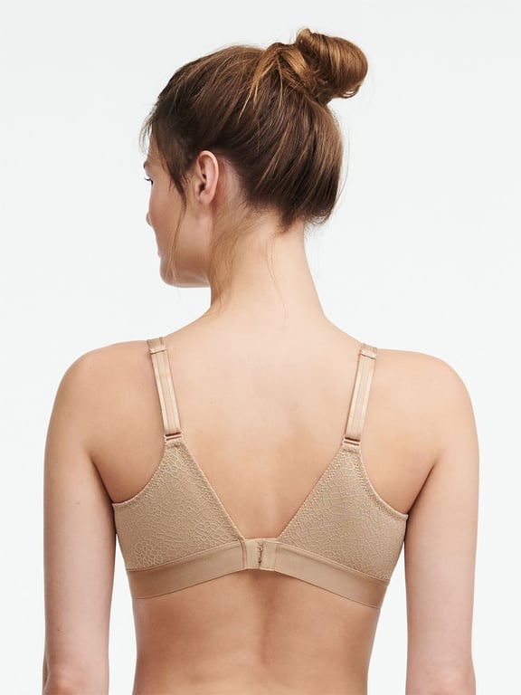 Chantelle Smooth Lines Full Bust Wirefree Bra in Nude Blush (1N
