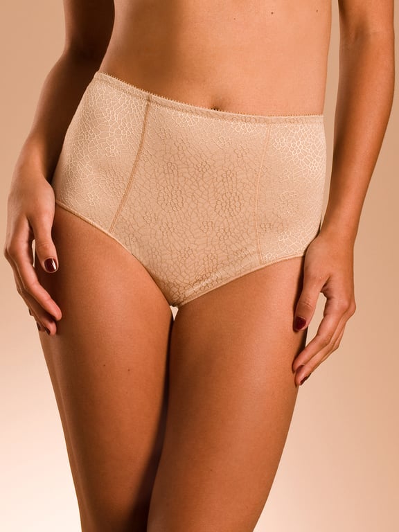 Chantelle | C Magnifique - C Magnifique Smoothing Full Brief Nude Sand - 1