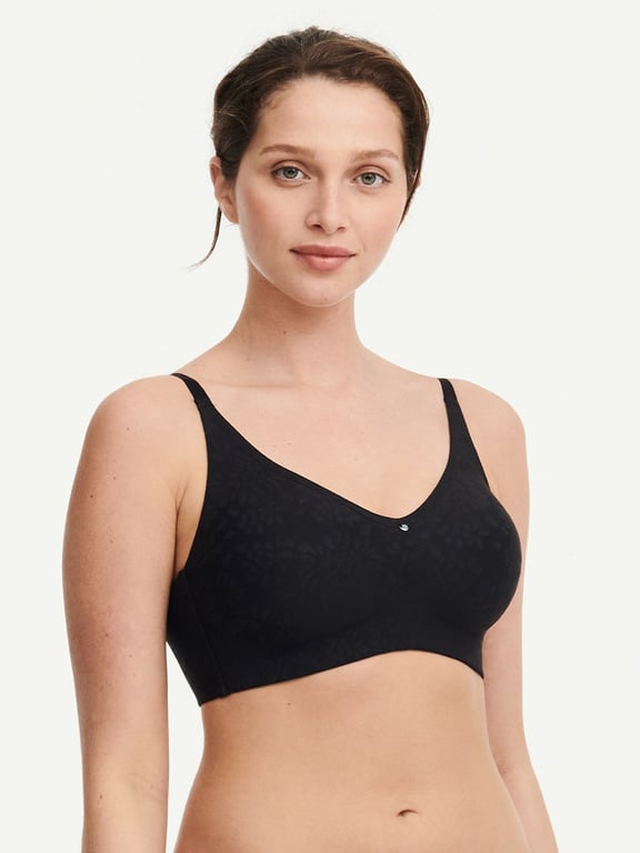 Comfort Chic Back Smoothing Full Support Wireless Bra Black - 2